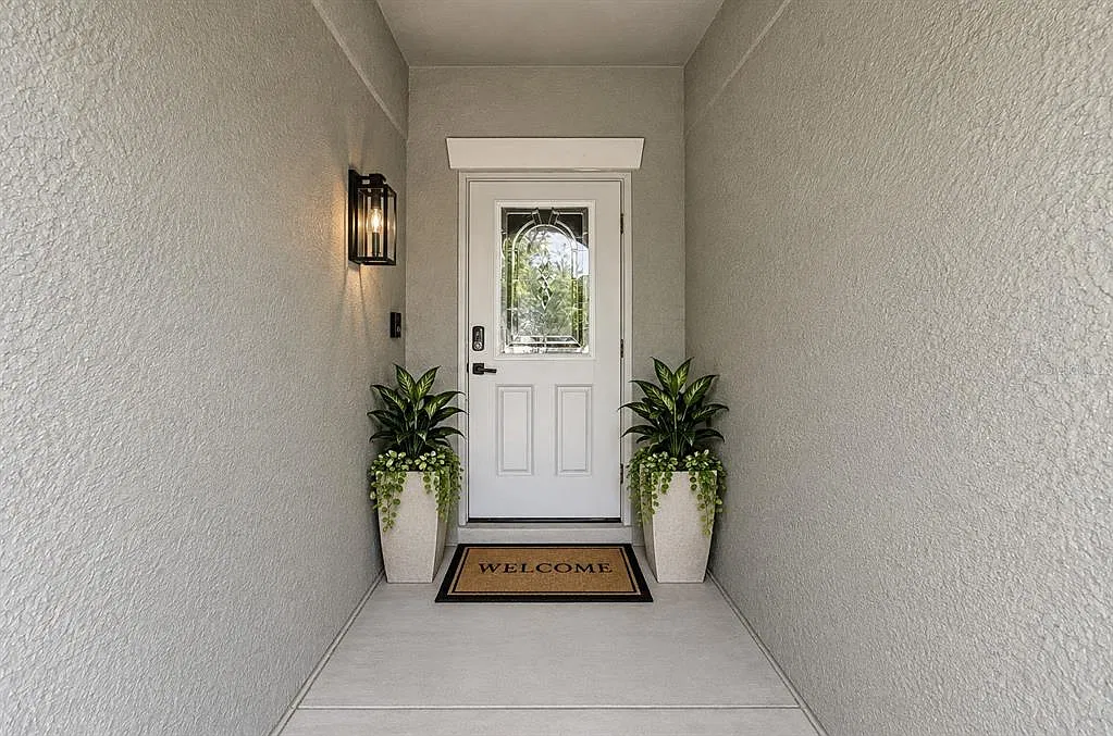 4 bed, 3.0 bath, 2557 sqft, $2,850 — Photo 2