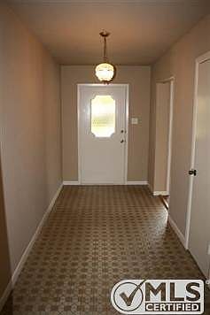 3rd image of 599 N Charlotte Ave