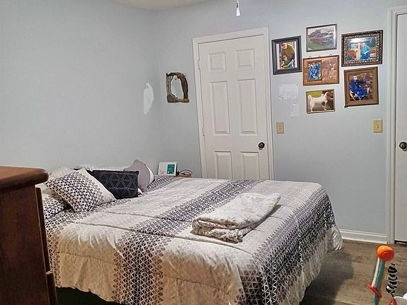 5th image of 5 Sagebrush Apts