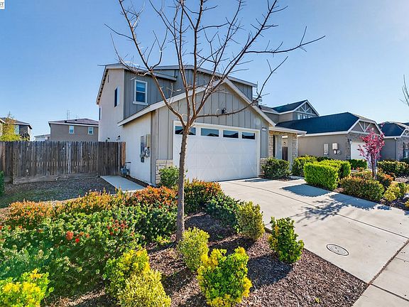 2nd image of 2419 Gabriel Dr