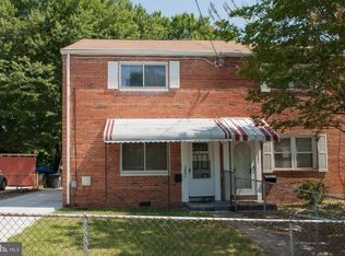 5804 Longfellow St, Riverdale, MD