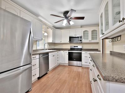 1874 8th St, White Bear Lake, MN, 55110