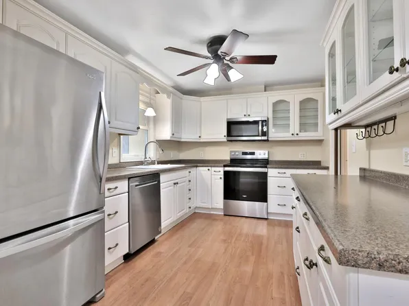 1874 8th St, White Bear Lake, MN 55110