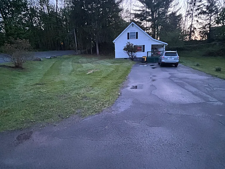 Gravity Rd — Photo 3