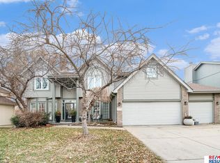 15709 Emiline St, Omaha, NE 68136