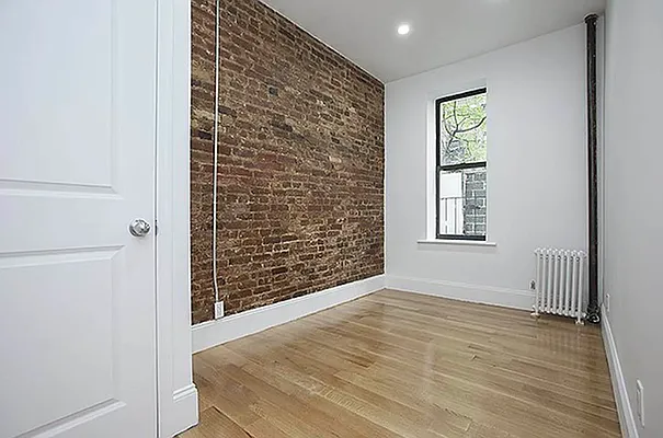 Rented by Weinstein Realty Group | media 11