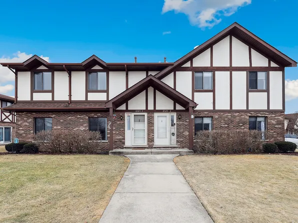 8525 162nd Pl APT 2, Tinley Park, IL 60487
