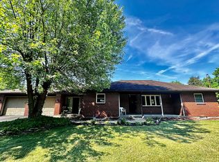 1662 Freeport Rd, Kittanning, PA 16201