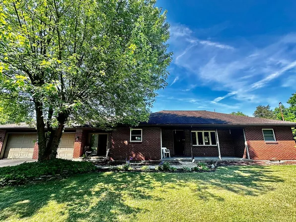 1662 Freeport Rd, Kittanning, PA 16201