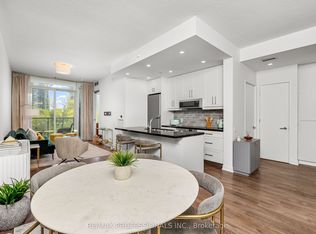 88 Park Lawn Rd #206, Toronto, ON M8Y 0B5