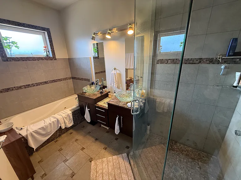 1045 N California Ave #2 — Photo 10