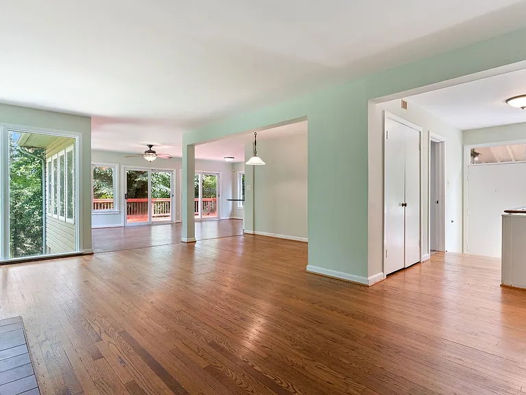 2206 N Taft St — Photo 6