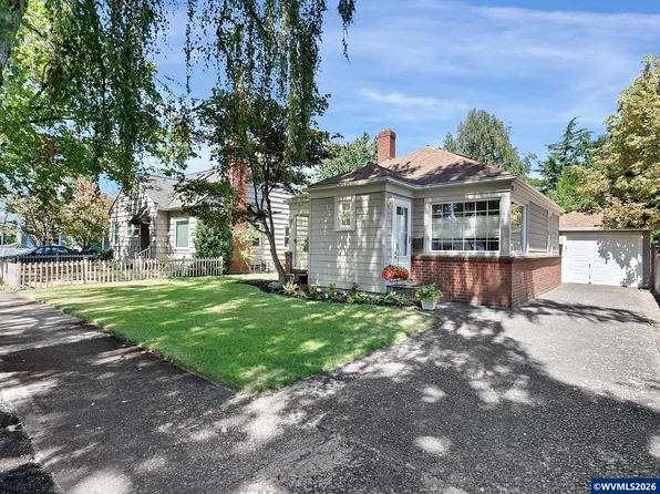 1655 Pearl St NE, Salem, OR 97301