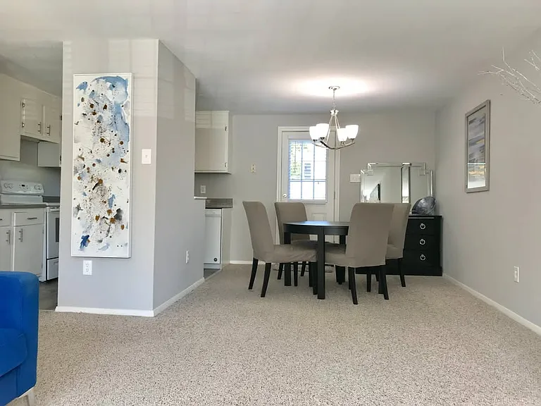 1106 Bicksler Dr — Photo 5