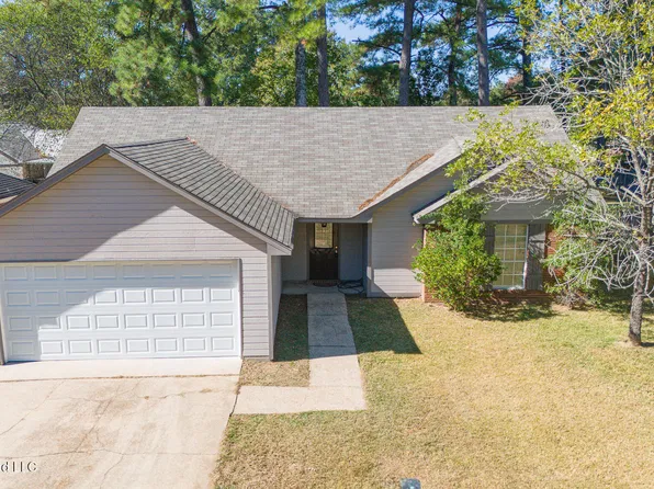 449 Riverbend Dr, Byram, MS 39272