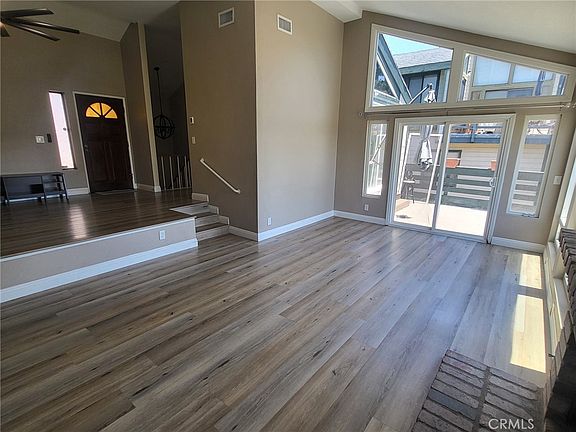 4th image of 2017 Orchard Dr #11