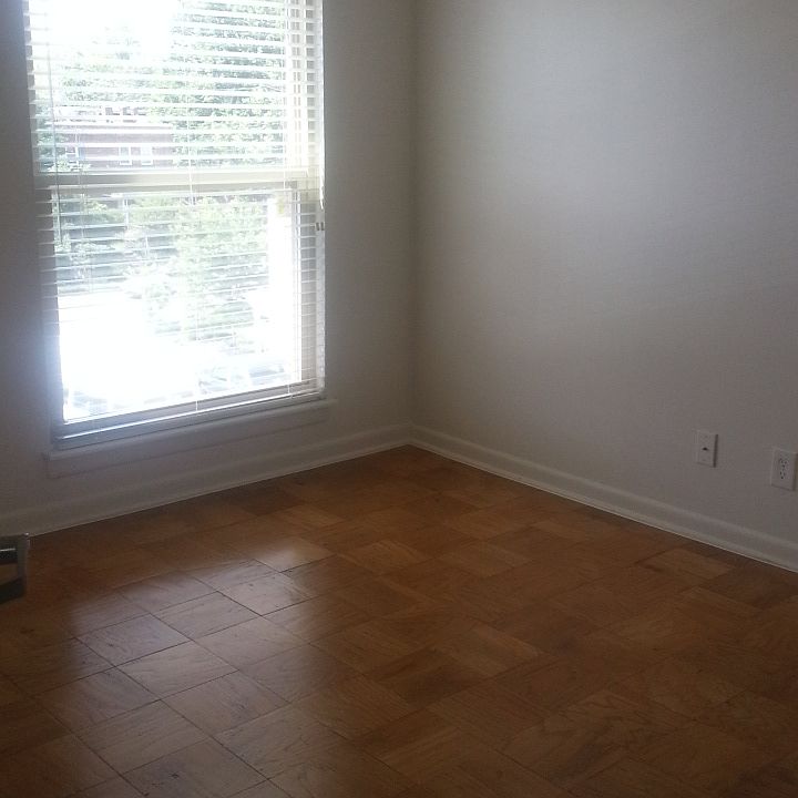 2nd image of 1510 Princess St