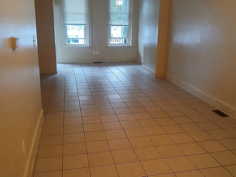 516 Stevens St — Photo 8