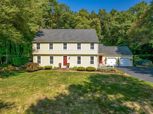 133 Coldbrook Road, Glastonbury, CT 06073