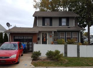 21 Cornell St, Avenel, NJ 07001