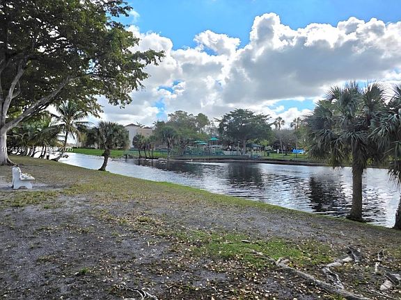 2nd image of 6389 Cotton Tail Rd