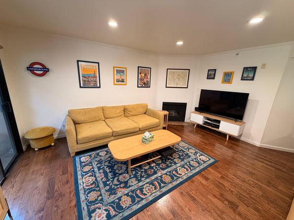 1118 E Palmer Ave APT 104