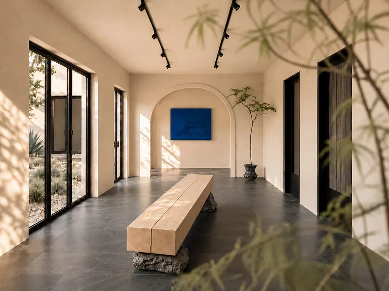 Art House — Photo 1