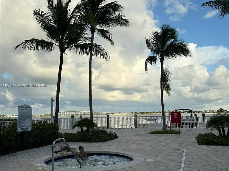 2101 Brickell Ave #508 — Photo 15