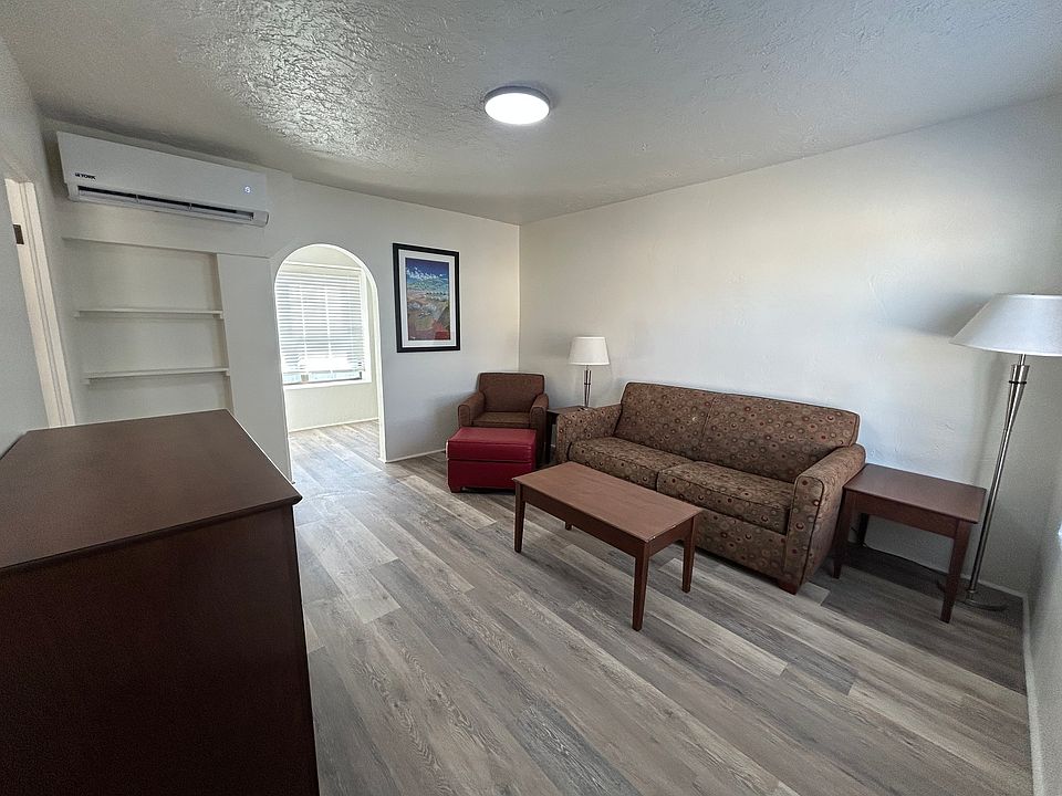 1st image of 174 W 7th Ave #2