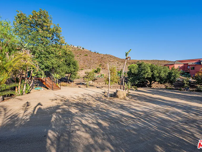 34136 Mulholland Hwy — Photo 42