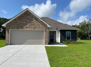 101 Meadow Ridge Ln, Duson, LA 70529