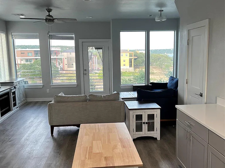 2301 Hancock Ave #3 — Photo 17