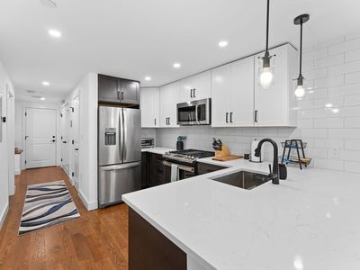 31 Monmouth St #1, Boston, MA, 02128