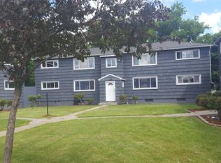 142 Ballantyne Rd APT 1, Syracuse, NY 13205