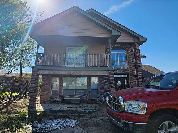 2nd image of 8736 Johns Rd