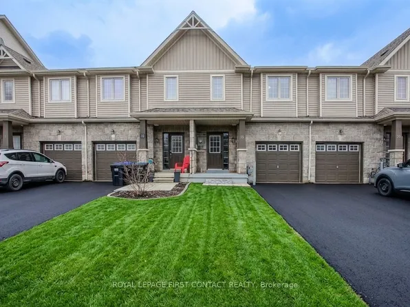 18 Arcadia Rd, Wasaga Beach, ON L9Z 3C7