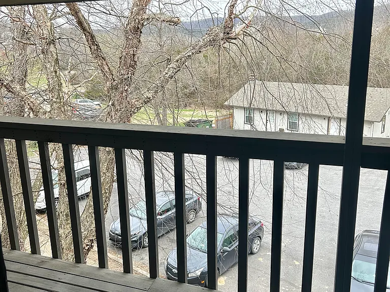 86 Hillside Dr — Photo 8