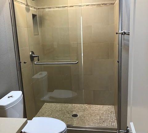 5th image of 4015 Alameda De Las Pulgas #B