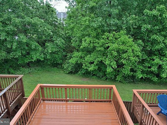 3rd image of 6854 Chasewood Cir
