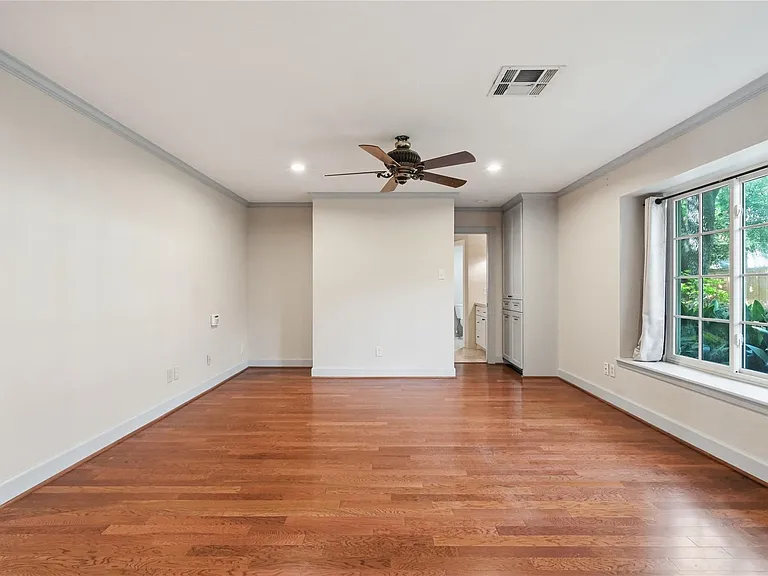 12435 Kimberley Ln — Photo 11
