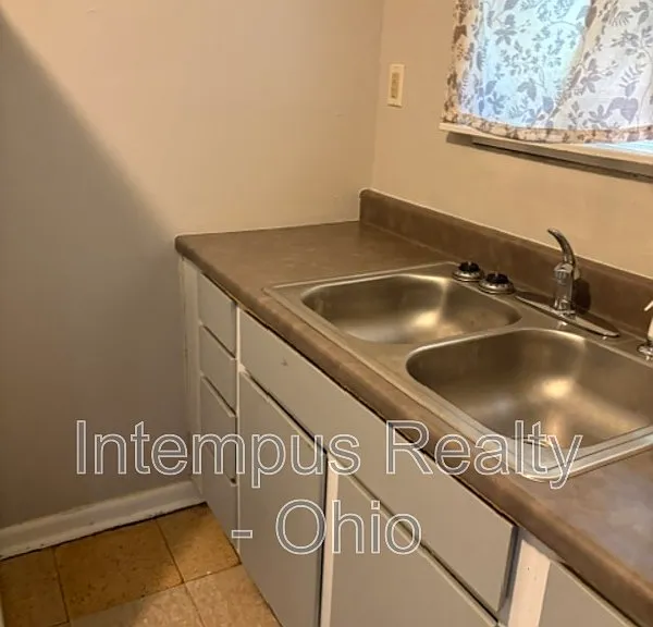539 Falls Ave #3 — Photo 2