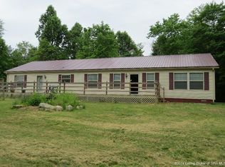 8249 Mayden Trail Rd NE, New Salisbury, IN 47161