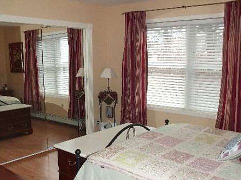 5th image of 19 Grandview Dr