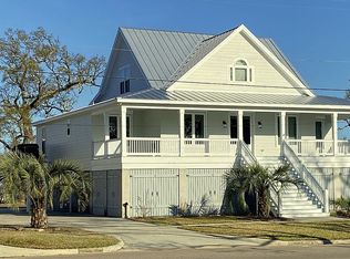 130 Espy Ave, Pass Christian, MS 39571