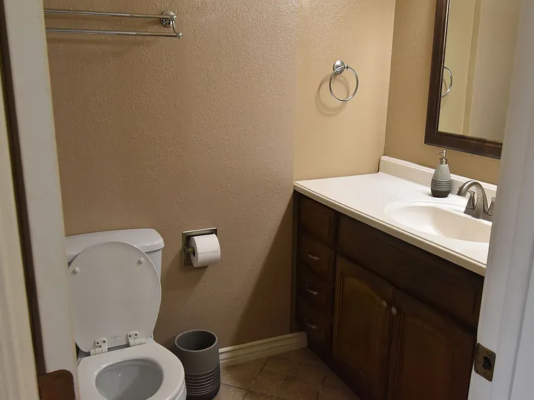 75-5863 Kuakini Hwy #109 — Photo 6