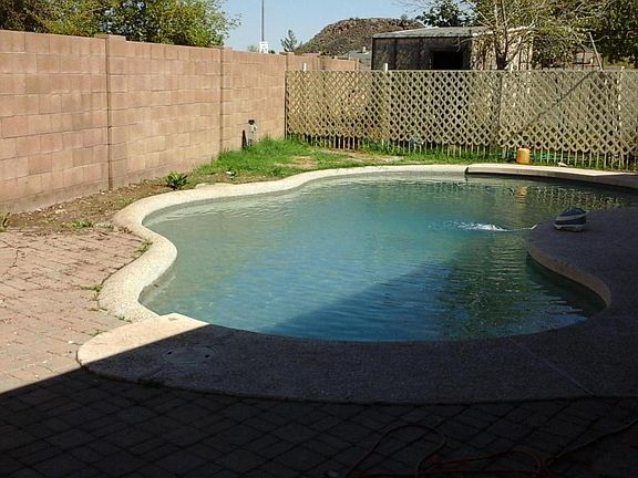 3rd image of 4302 W Yorkshire Dr