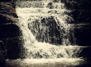 501 Round Mountain Rd, Brevard, NC 28712