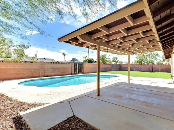 537 E LAGUNA Drive, Tempe, AZ 85282