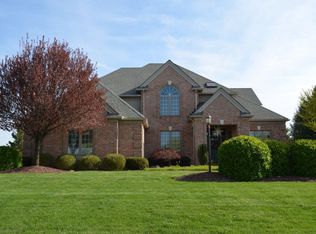 4471 Canterbury Dr, Emmaus, PA 18049