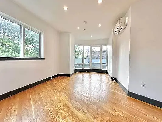 Rented by Doorway NYC, LLC | media 18